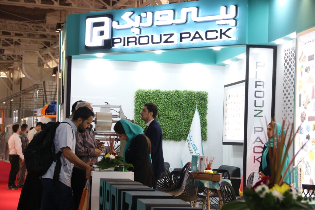 تصاویر بیست و سومین نمایشگاه بین المللی شیرینی و شکلات تهران 1403 با حضور شرکت ماشین سازی پیروزپک اصفهان - 4