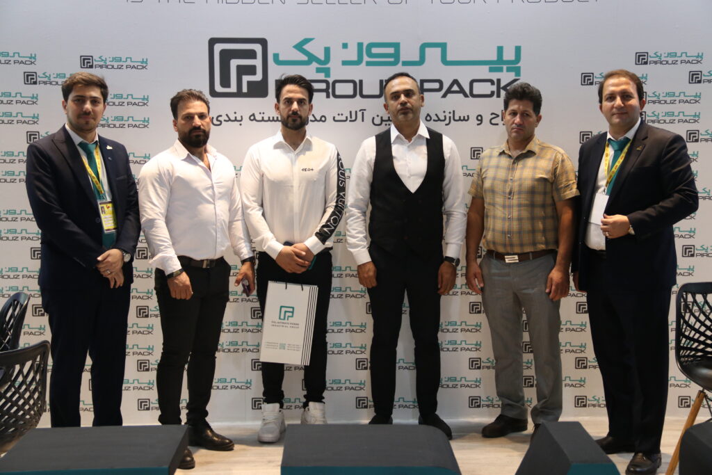 تصاویر بیست و سومین نمایشگاه بین المللی شیرینی و شکلات تهران 1403 با حضور شرکت ماشین سازی پیروزپک اصفهان - 9