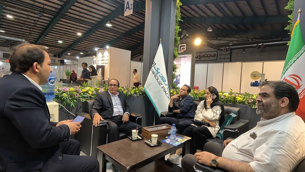 تصاویر بیستمین نمایشگاه تخصصی صنایع غذایی، ماشین آلات و تجهیزات وابسته یزد 1402 با حضور شرکت ماشین سازی پیروزپک اصفهان - 1